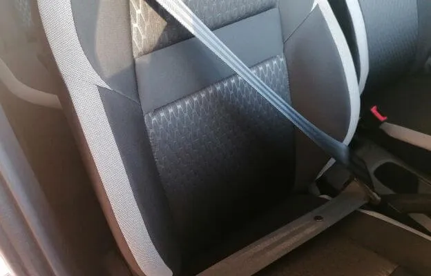 vehicle-seat-belt